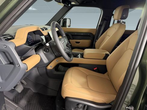 New 2026 Land Rover Defender 110 X-Dynamic SE AWD/4WD image 5