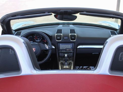 Used 2014 Porsche Boxster RWD image 30