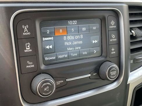 Used 2015 RAM 2500 SLT image 28