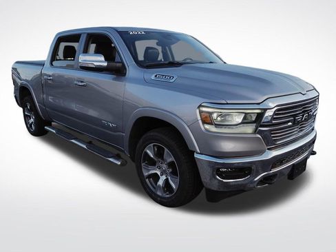 Used 2022 RAM 1500 Laramie AWD/4WD image 4