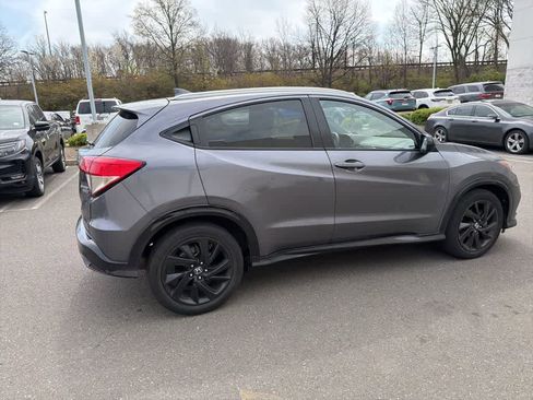 Used 2021 Honda HR-V Sport image 10