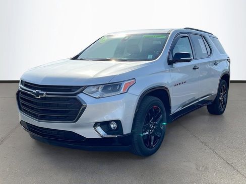 Used 2020 Chevrolet Traverse Premier w/ Redline Edition image 3