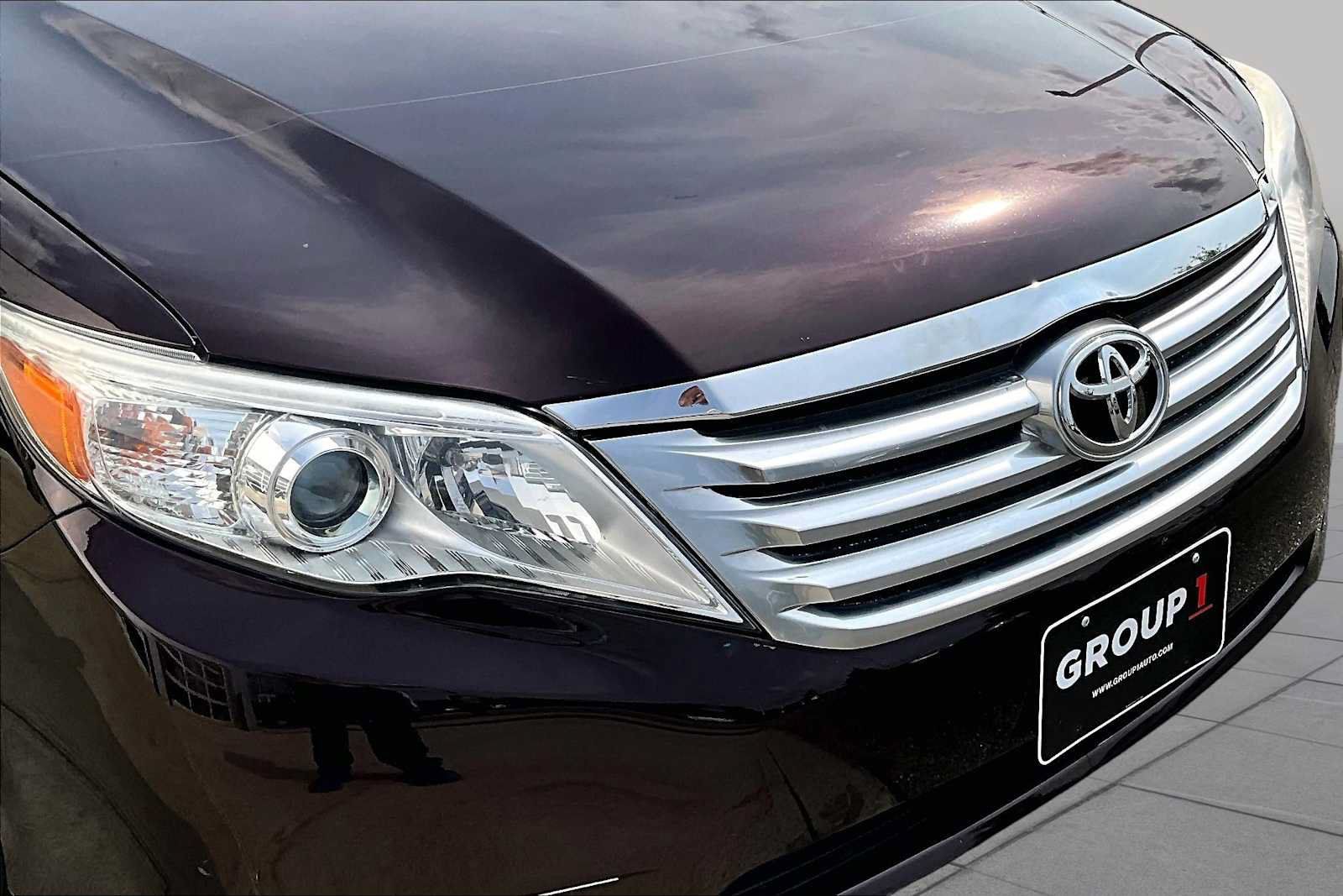 Used 2011 Toyota Avalon Limited FWD image 31