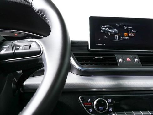 Used 2018 Audi Q5 Prestige image 13
