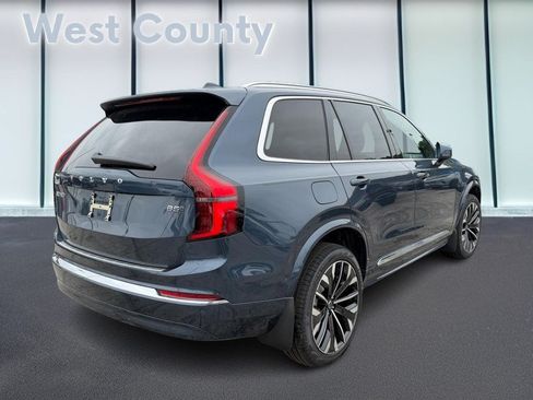 New 2026 Volvo XC90 B5 Plus w/ Protection Package Premier AWD/4WD image 3