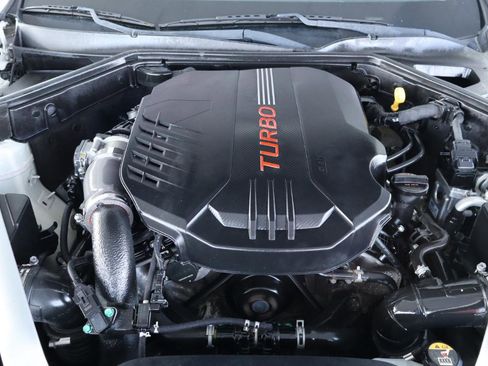 Used 2019 Kia Stinger GT image 38