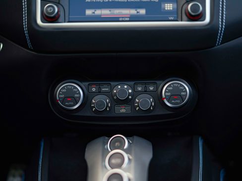 Used 2017 Ferrari California T RWD image 12