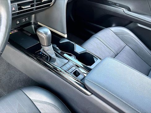 Used 2025 Toyota Camry XSE w/ Premium Plus Package image 17