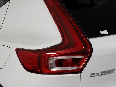 New 2026 Volvo EX40 Plus w/ Climate Package image 14