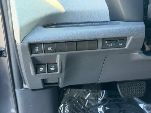 Used 2021 Toyota Sienna LE w/ LE Plus Package AWD/4WD image 21