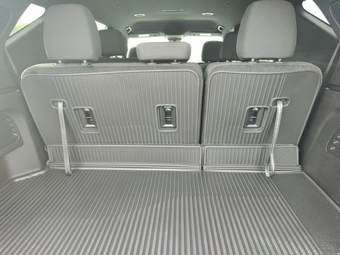 New 2026 Chevrolet Traverse LT w/ LPO, Floor Liner Package image 16