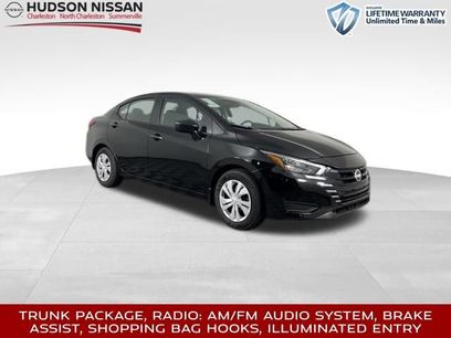 New 2025 Nissan Versa S w/ Trunk Package