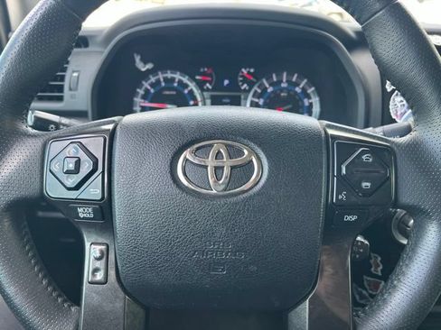 Used 2019 Toyota 4Runner TRD Off-Road Premium AWD/4WD image 23