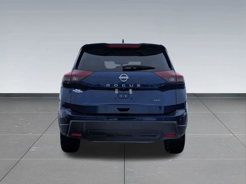Used 2025 Nissan Rogue SV image 5