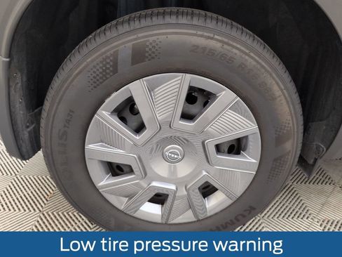 Used 2025 Nissan Kicks S image 21