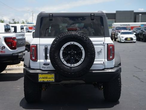 Certified 2023 Ford Bronco Badlands w/ Sasquatch Package AWD/4WD image 7