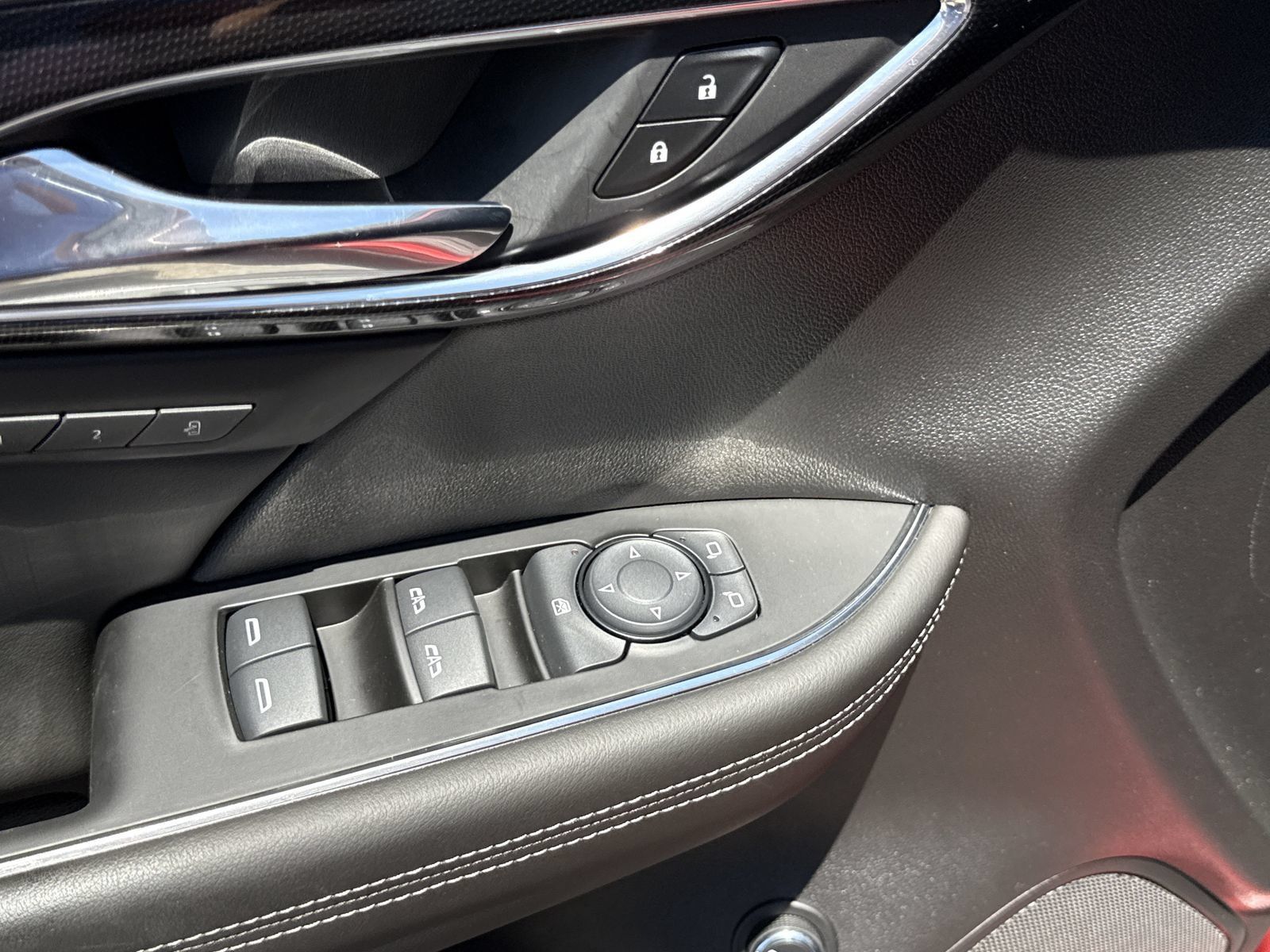 Used 2023 Buick Envision Essence w/ Sport Touring Package AWD/4WD image 15