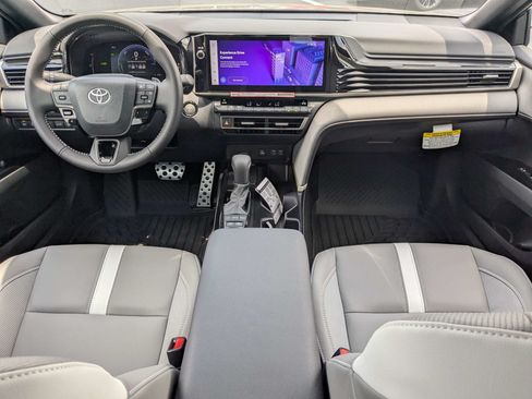 New 2026 Toyota Camry SE FWD image 15