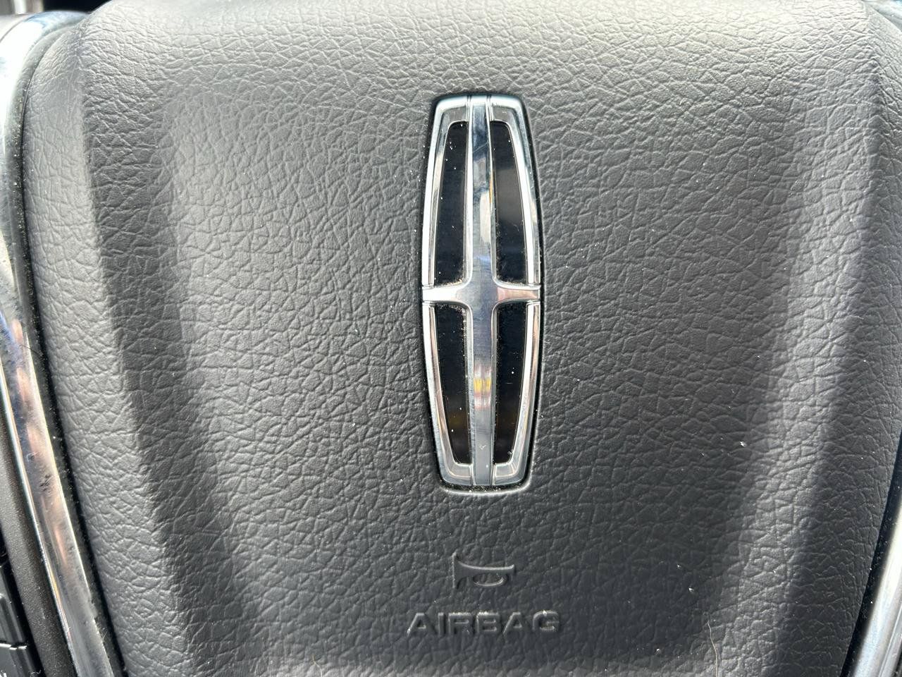 Used 2016 Lincoln Navigator L Select AWD/4WD image 22