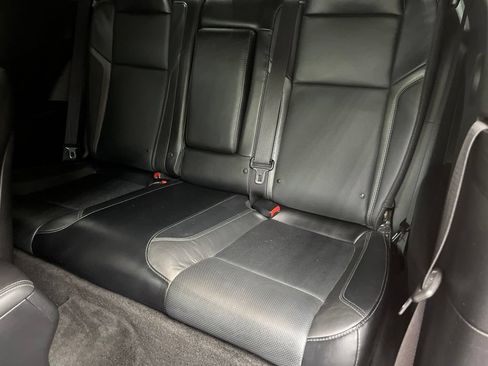 Used 2015 Dodge Challenger R/T Plus RWD image 22