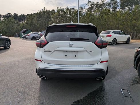 Used 2020 Nissan Murano SL image 3