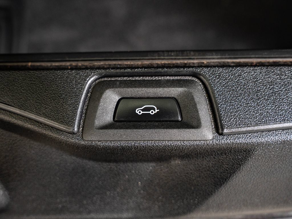 Used 2023 BMW X5 xDrive40i AWD/4WD image 22