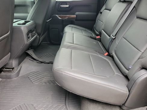 Used 2021 Chevrolet Silverado 1500 LT Trail Boss w/ Convenience Package II AWD/4WD image 8