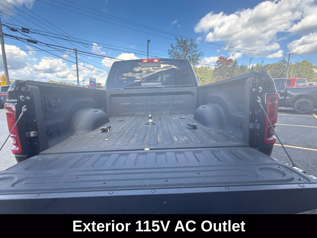 Used 2025 RAM 3500 Tradesman AWD/4WD image 22