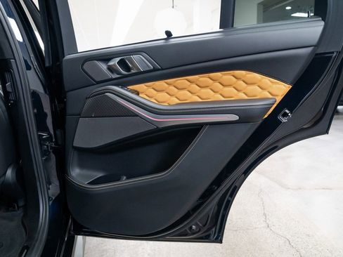 Used 2023 BMW X5 M image 22