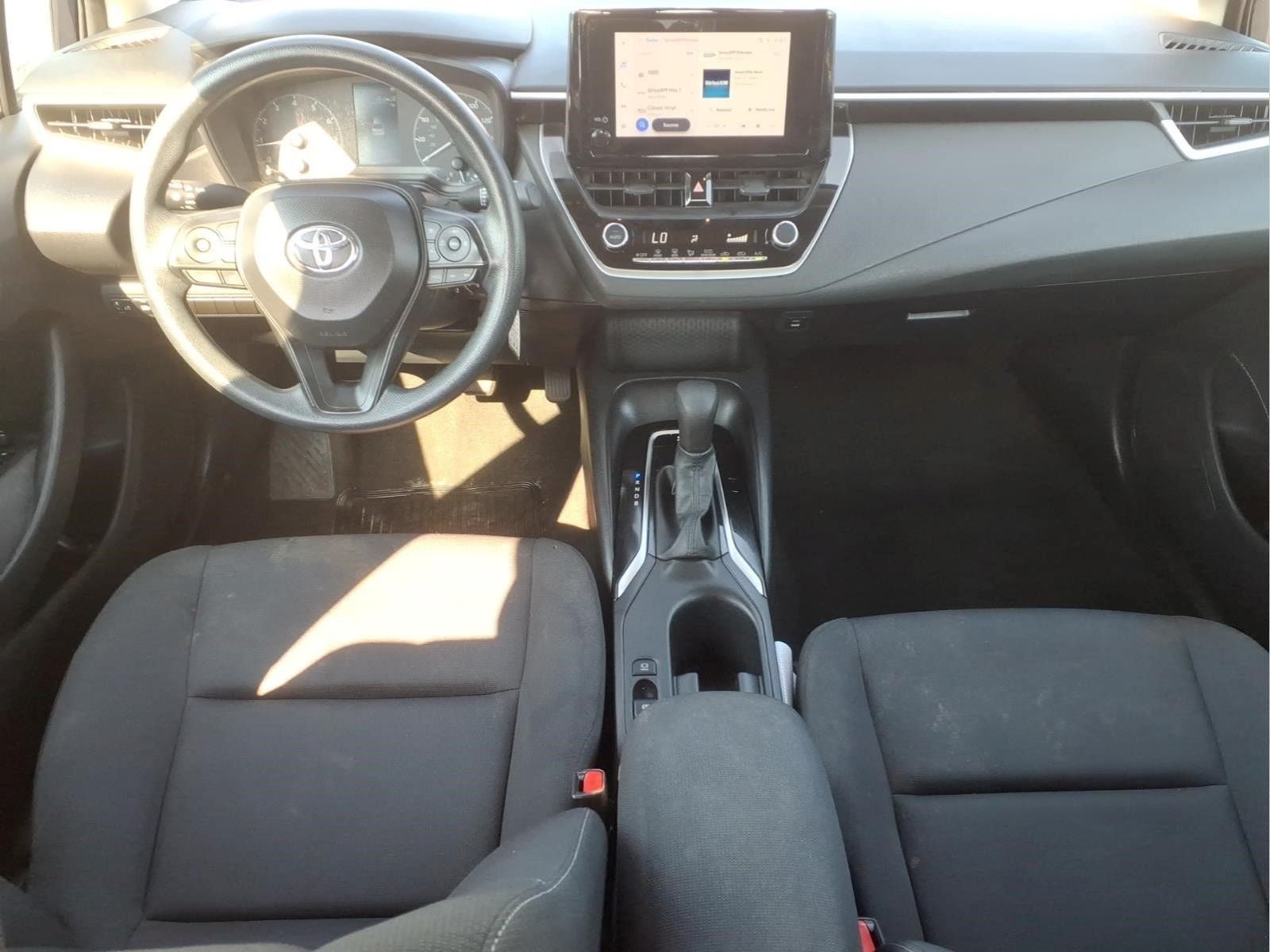 Used 2024 Toyota Corolla LE FWD image 7