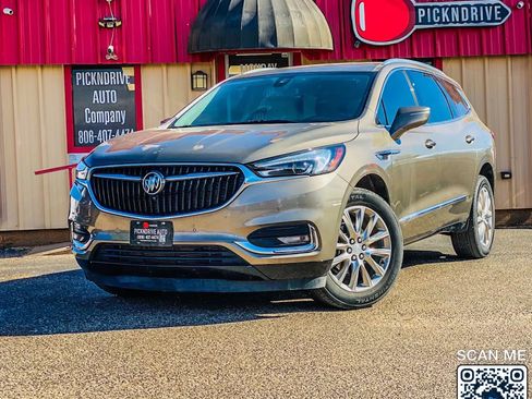 Used 2020 Buick Enclave Premium w/ Surround and Sites Package FWD image 2