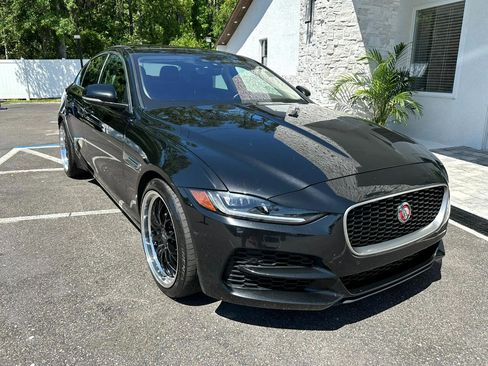 Used 2020 Jaguar XE S image 21
