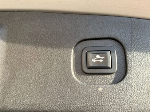 Used 2014 GMC Terrain SLT w/ LPO, Protection Package image 25