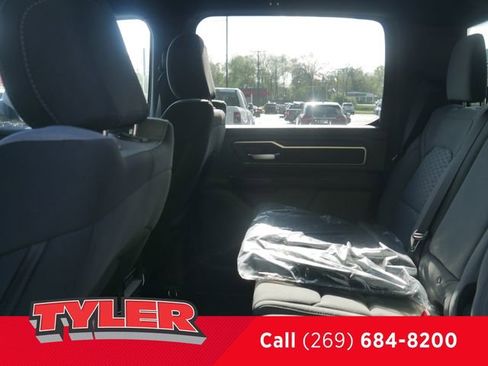New 2026 RAM 1500 Big Horn AWD/4WD image 39
