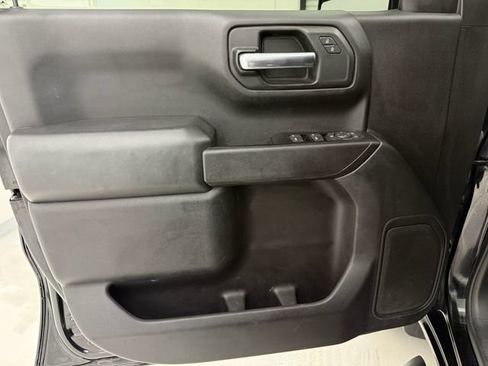 Used 2019 Chevrolet Silverado 1500 Custom w/ Custom Convenience Package AWD/4WD image 27