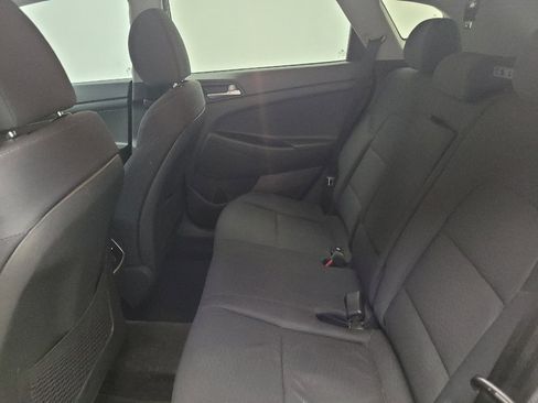 Used 2020 Hyundai Tucson SEL FWD image 18