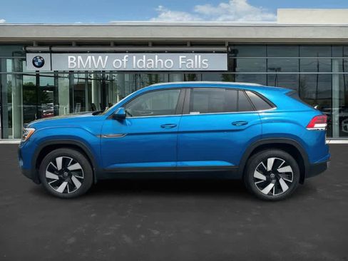 Used 2024 Volkswagen Atlas Cross Sport SE image 6