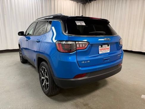 Used 2025 Jeep Compass Limited AWD/4WD image 8
