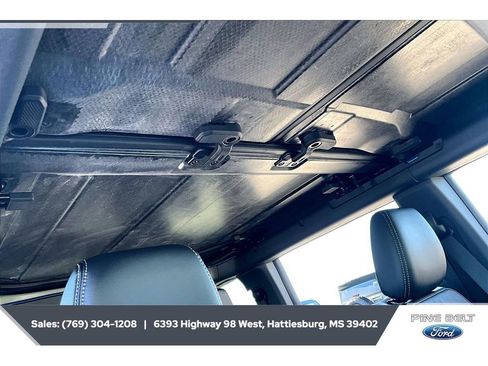 New 2026 Ford Bronco Badlands w/ Sasquatch Package AWD/4WD image 16