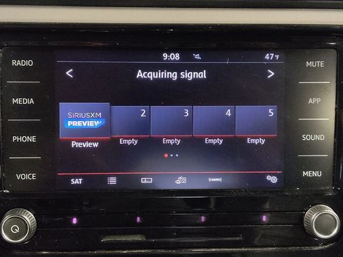 Used 2022 Volkswagen Passat 2.0T SE image 25