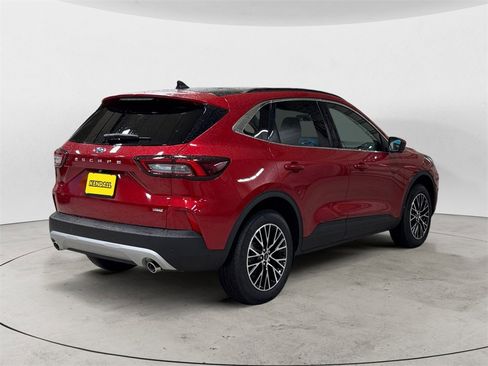 New 2025 Ford Escape SE w/ PHEV Premium Package image 5
