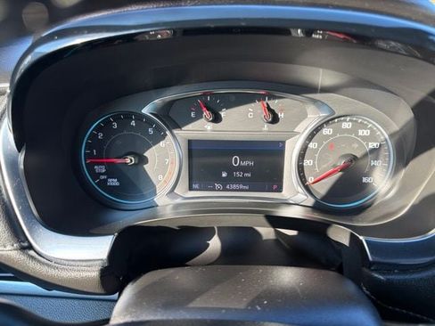 Used 2023 Chevrolet Traverse LT AWD/4WD image 13