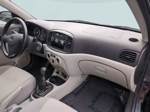 Used 2009 Hyundai Accent GLS FWD image 27