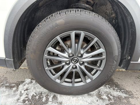 Used 2019 MAZDA CX-5 Touring image 39