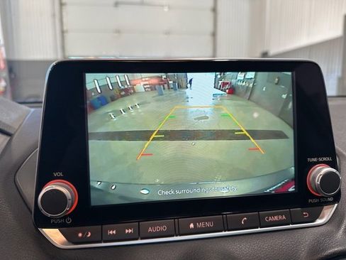 Certified 2024 Nissan Sentra SV image 23