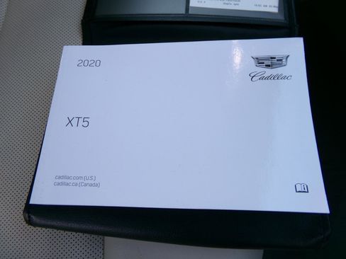 Used 2020 Cadillac XT5 Premium Luxury AWD/4WD image 39