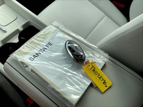 Certified 2026 Hyundai Santa Fe SE AWD/4WD image 33