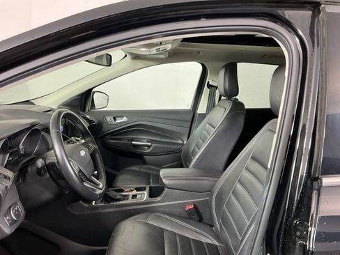 Used 2018 Ford Escape Titanium AWD/4WD image 10