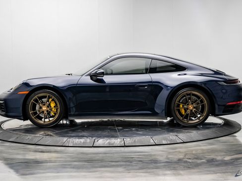 Used 2020 Porsche 911 Carrera RWD image 6