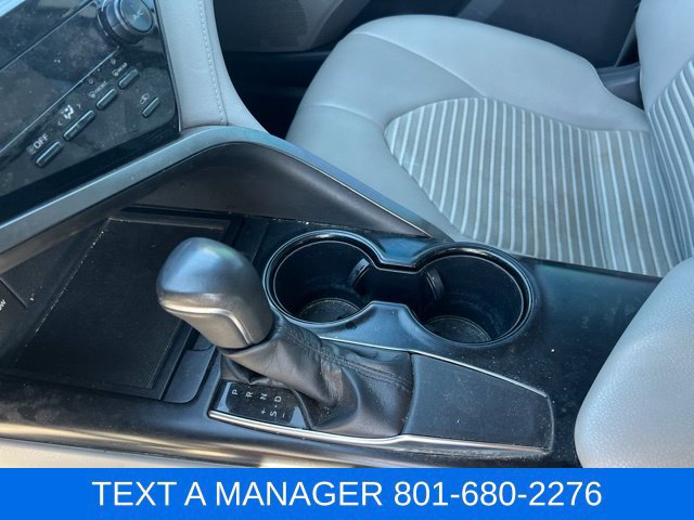 Used 2019 Toyota Camry SE FWD image 22